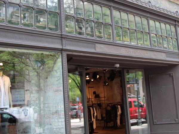 Counsel on Transactions for Over 3,000 Retail Properties