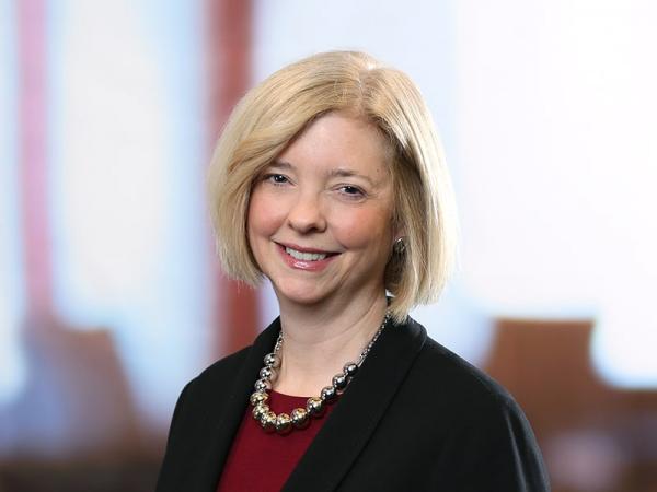 Professional Cropped Phillips Susan Mintz