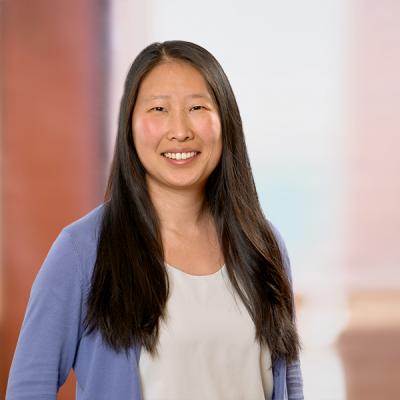 Professional Cropped Effie Zhou